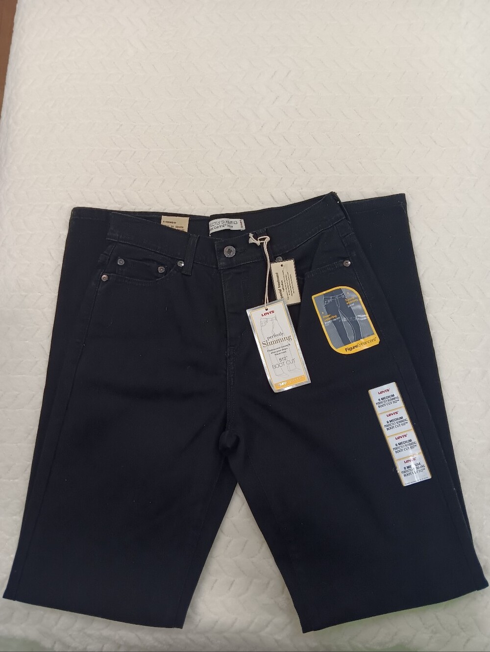 Levi's Perfectly Slimming 512 Boot Cut Jeans Black NWT - Picture 3 of 6